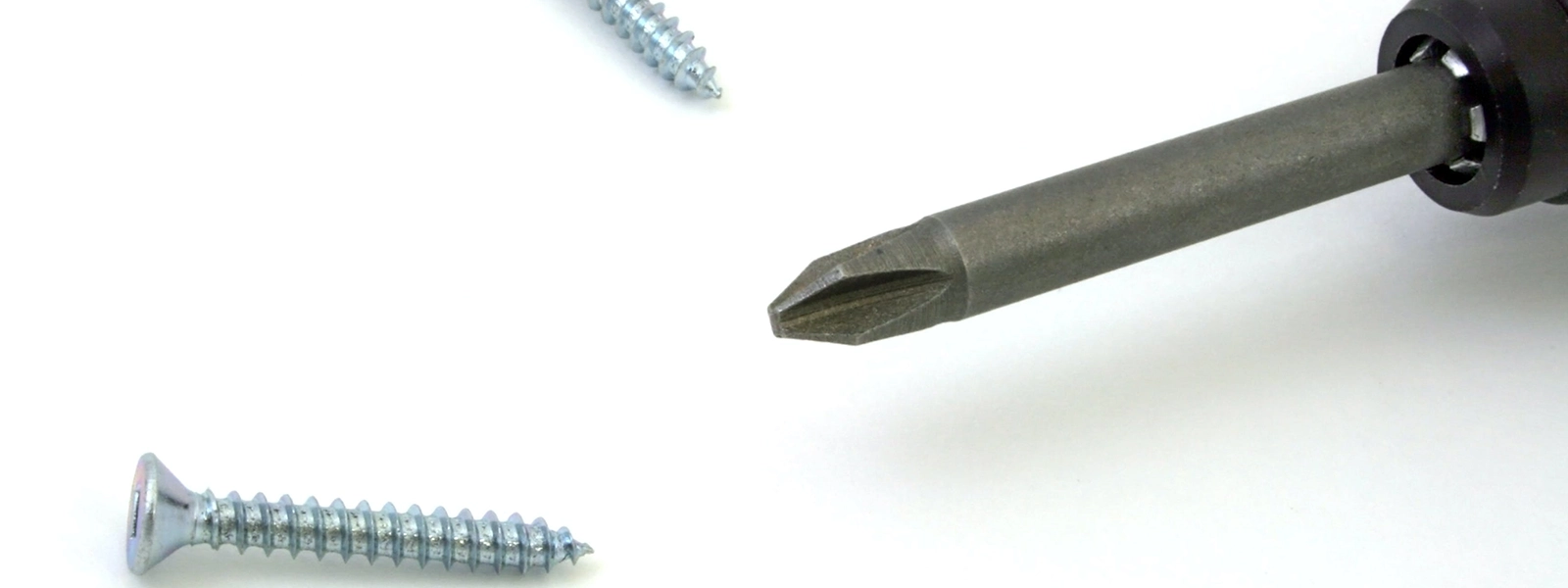 Philips Head Screwdriver & Screws