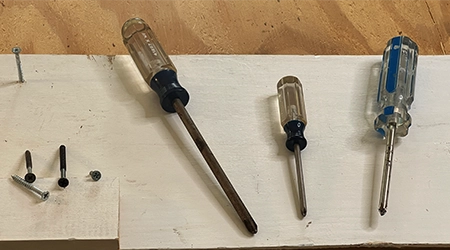 Phillips Screwdrivers come in a variety of sizes